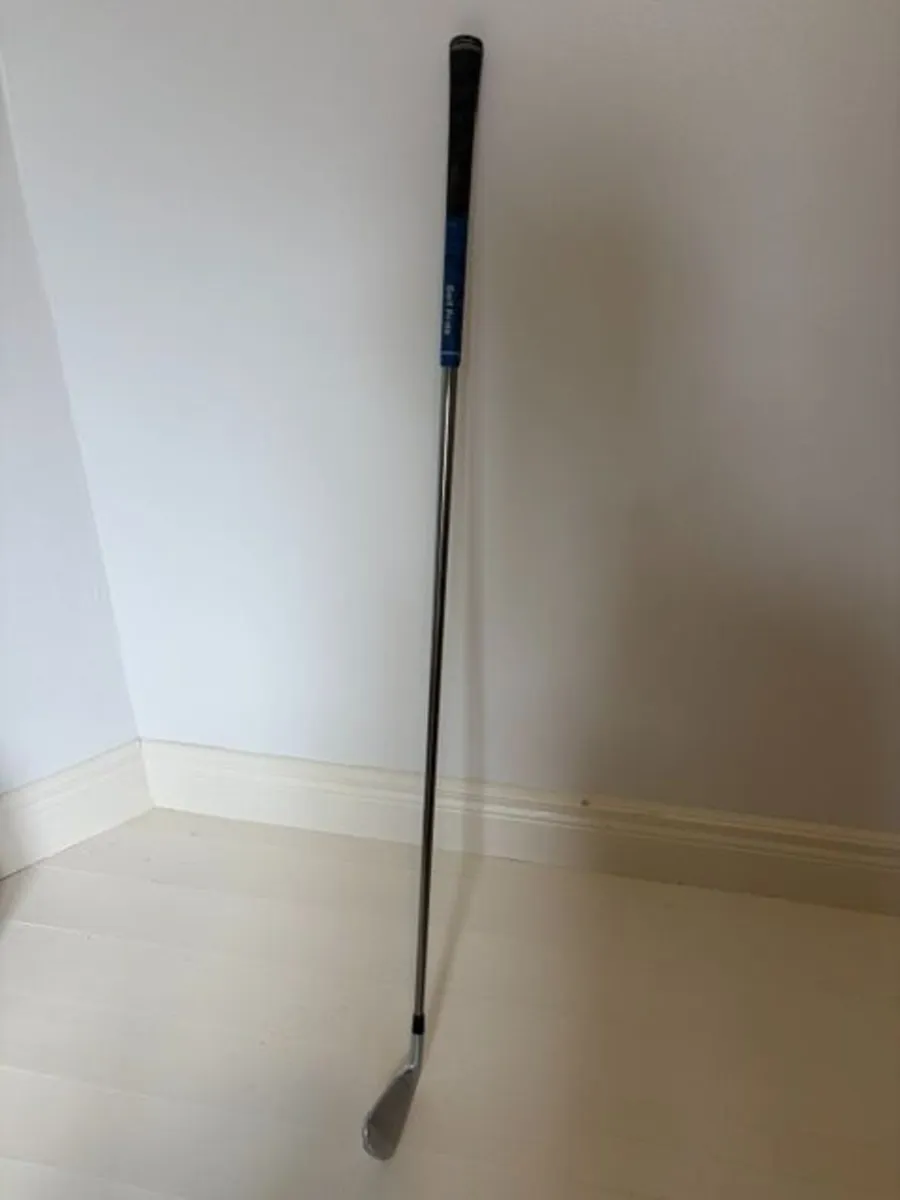 Mizuno JPX 900 4 iron - Image 2