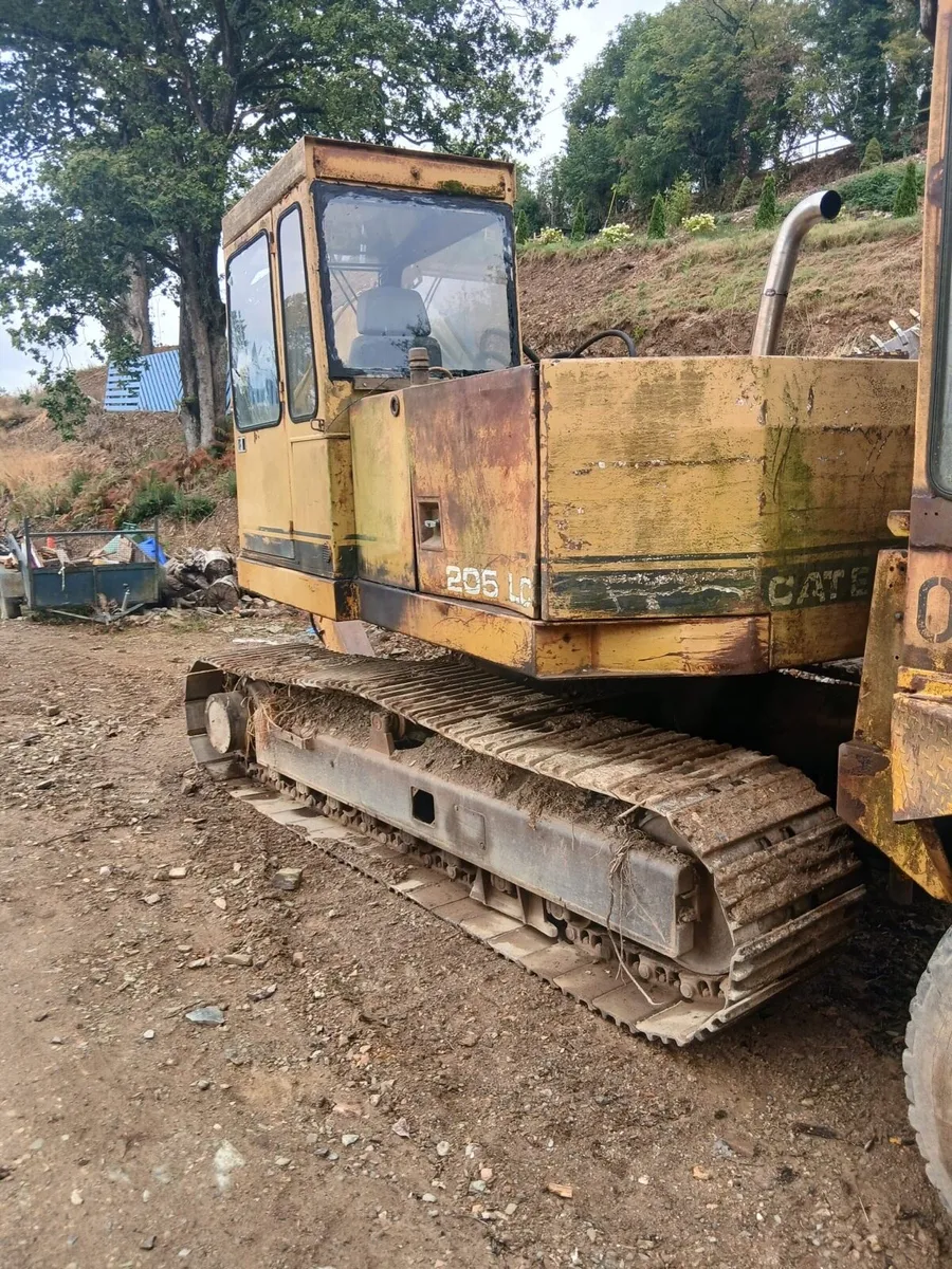 CAT 205 LC - Image 2