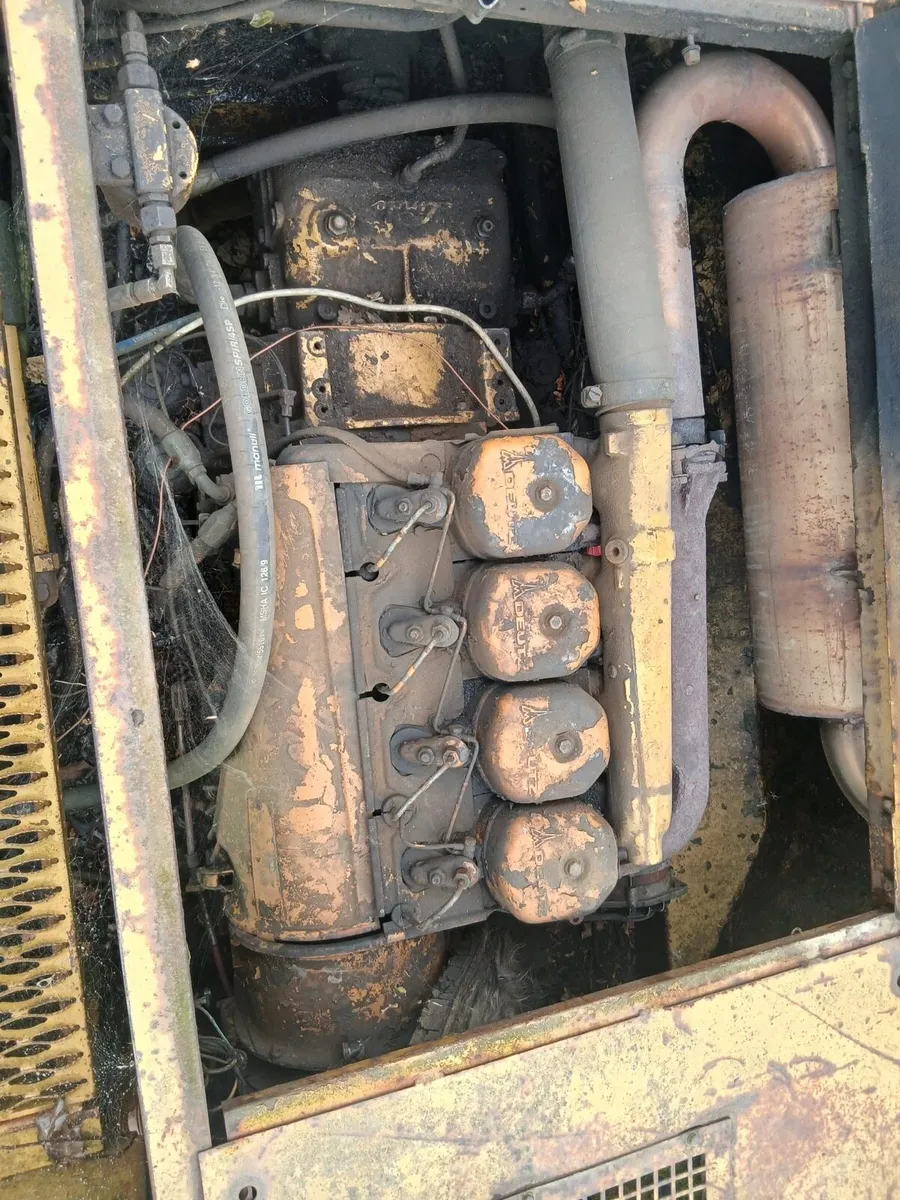 CAT 205 LC - Image 4