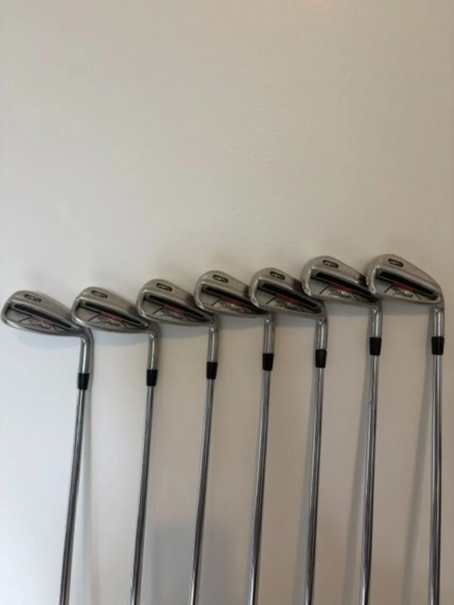 Titleist AP1 irons 5-GW - Image 4