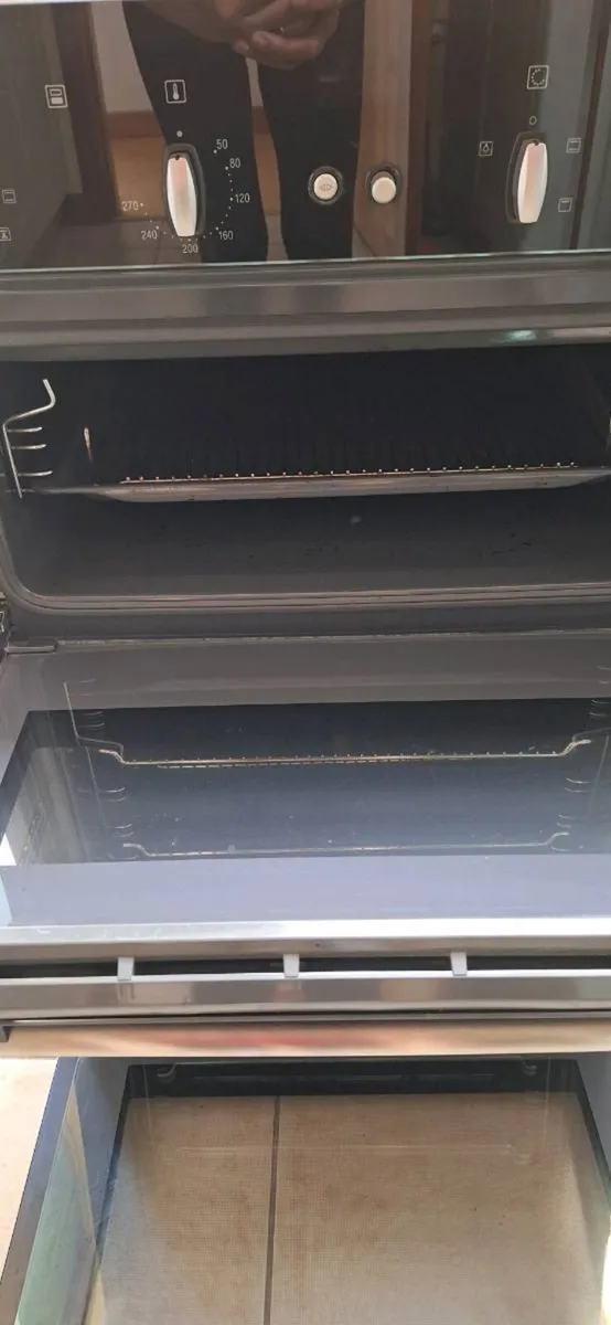 Neff built in double oven - Image 3