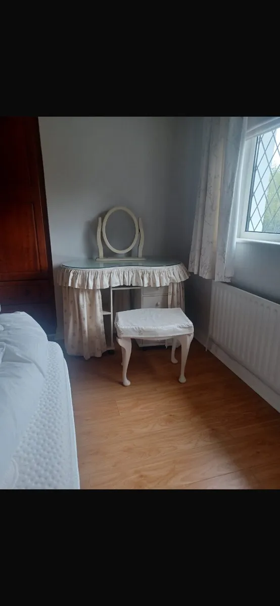 Dressing Table, Mirror and matching stool - Image 1