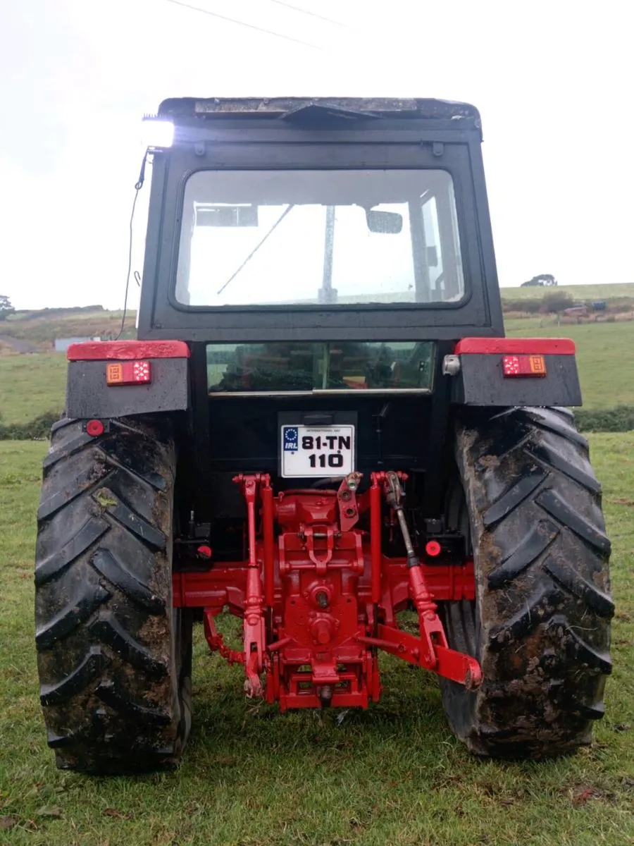 International 684 - Image 3