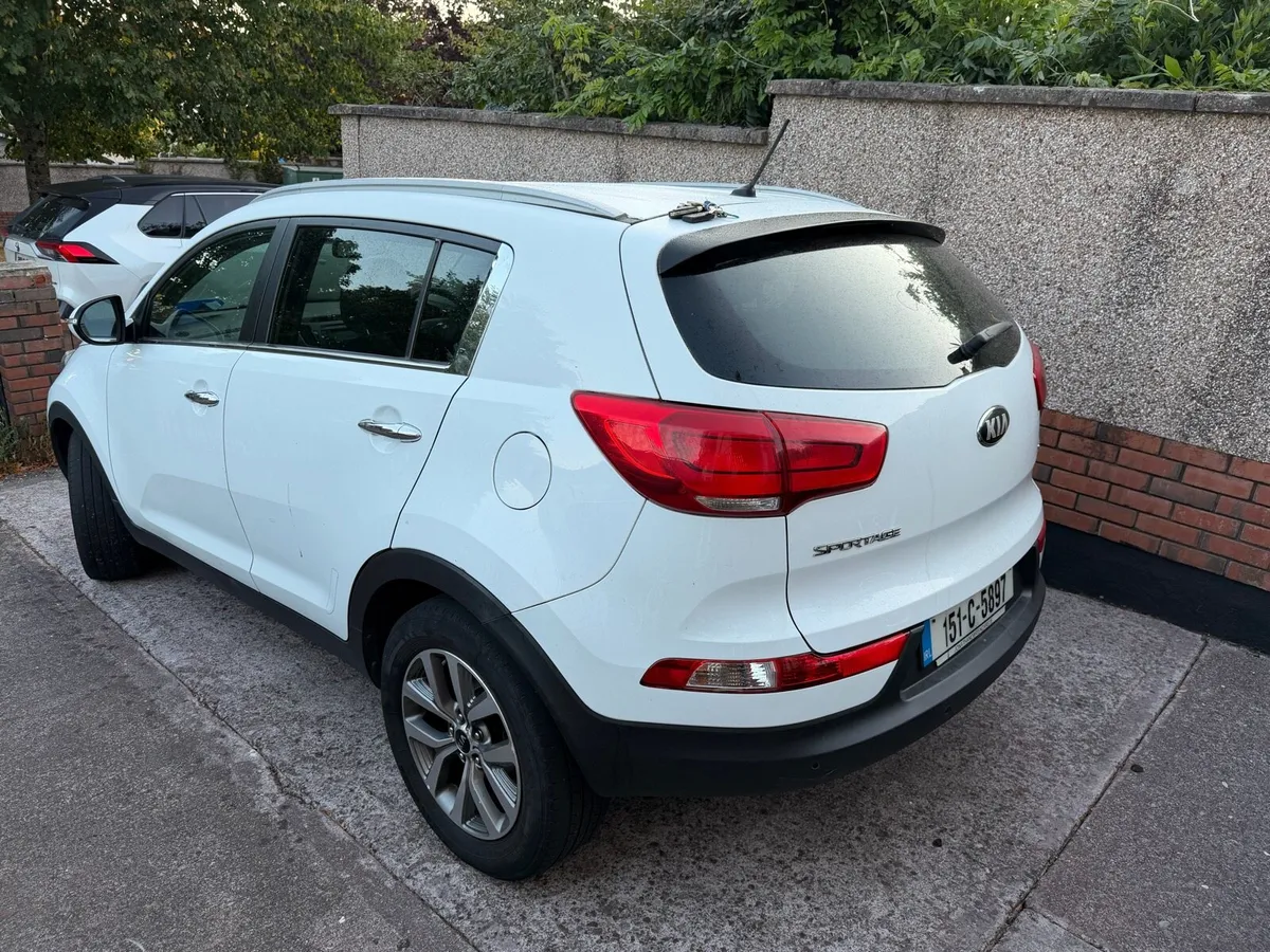 2015 Kia sportage - Image 2