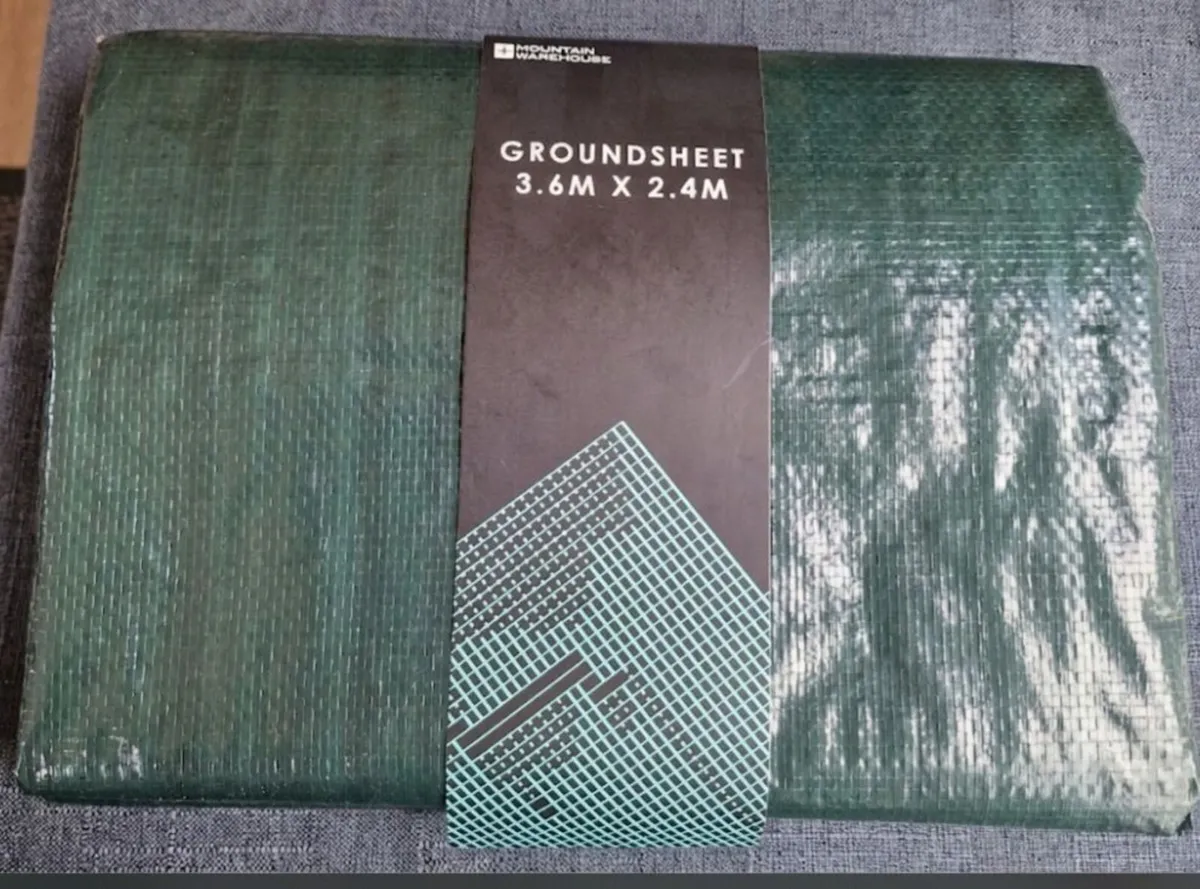 Green groundsheet for Camping - Image 1