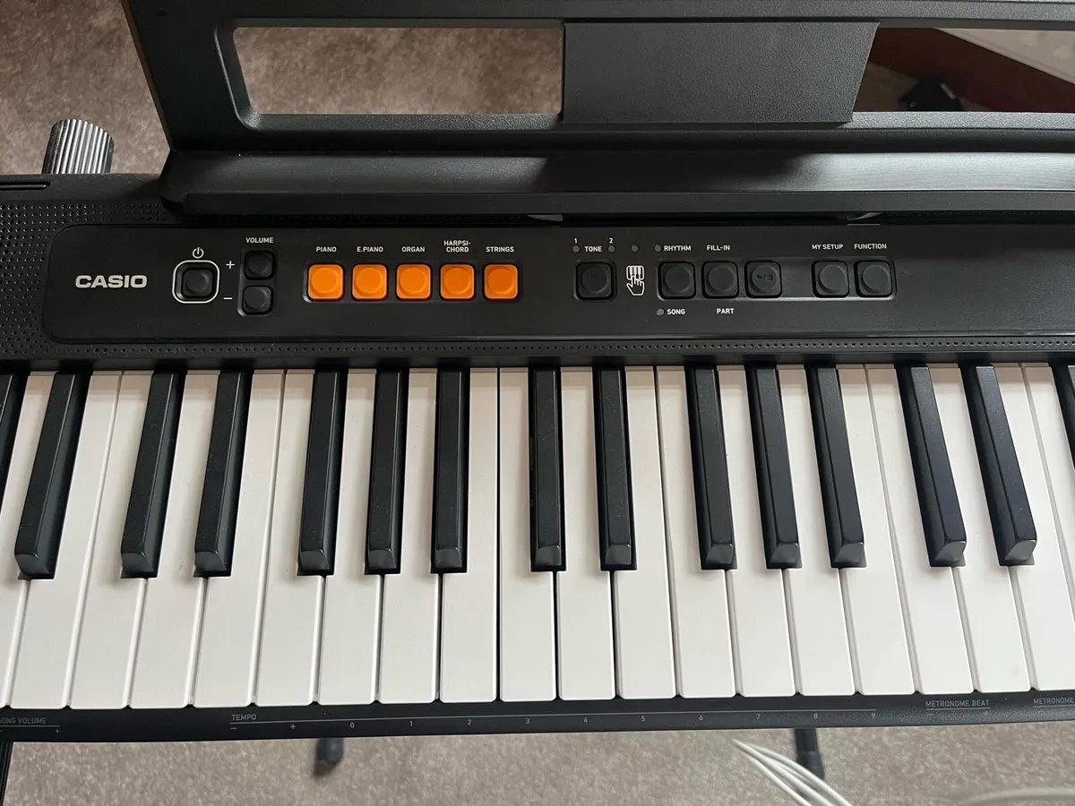 Electric Casiotone CT-S100 Piano Keyboard & Stand - Image 2