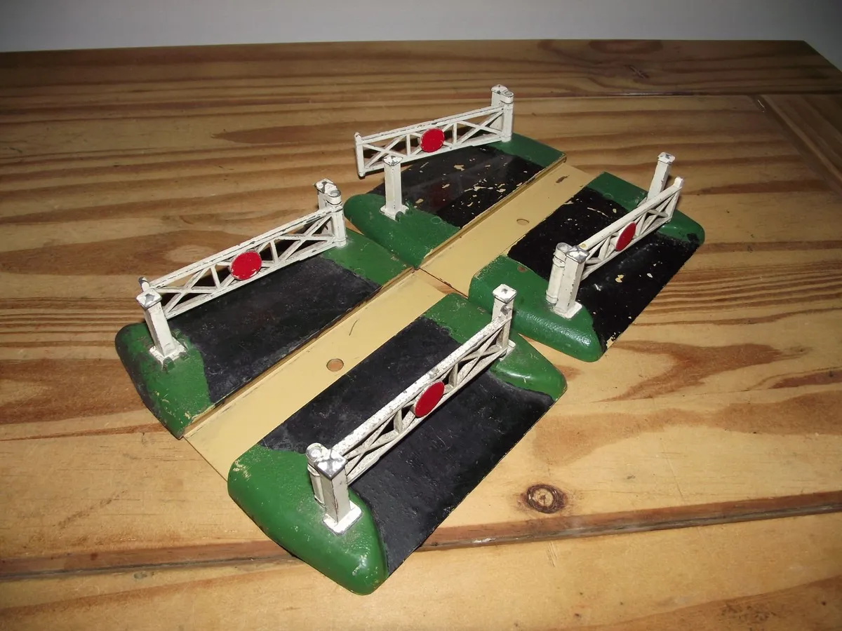 HORNBY DUBLO: LEVEL CROSSING - SINGLE TRACK X 2 - Image 2