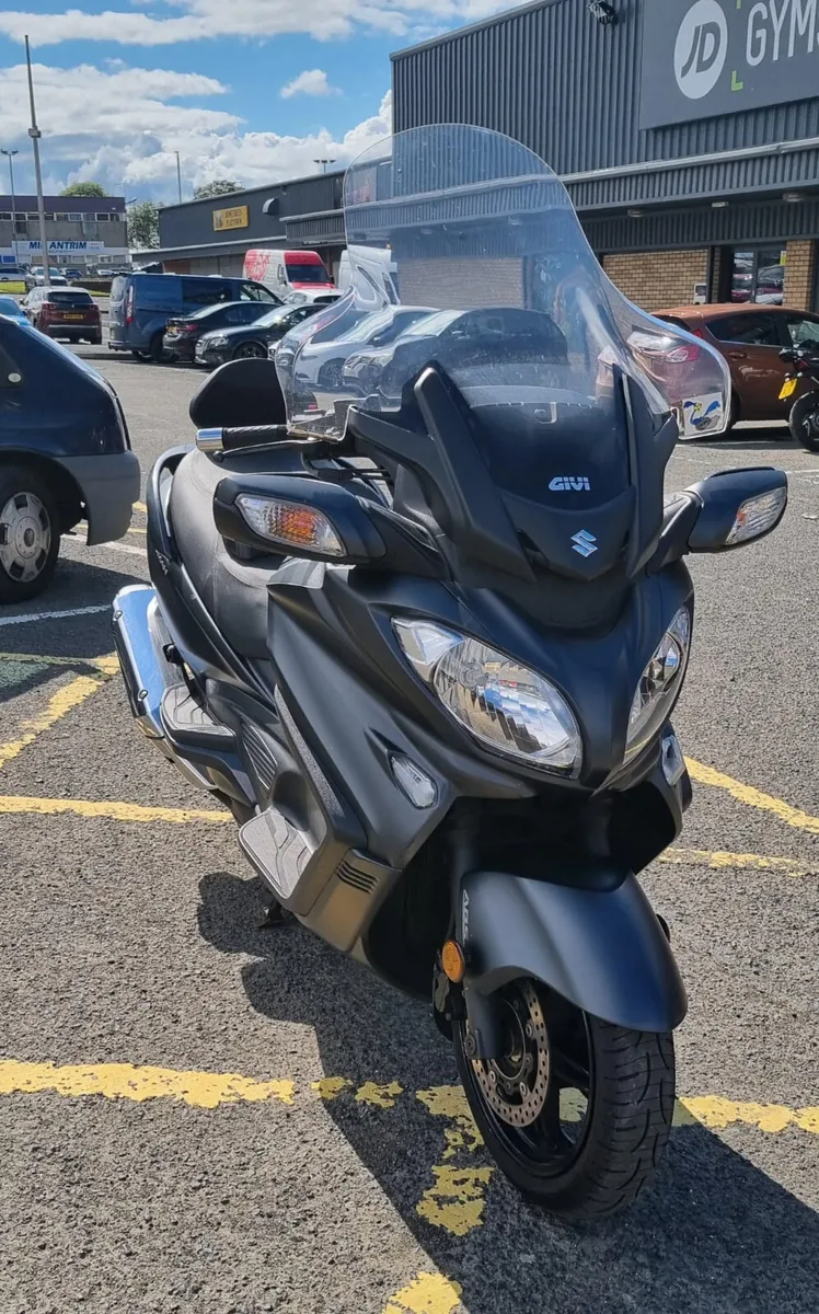 Suzuki AN650 Burgman Executive - Image 2