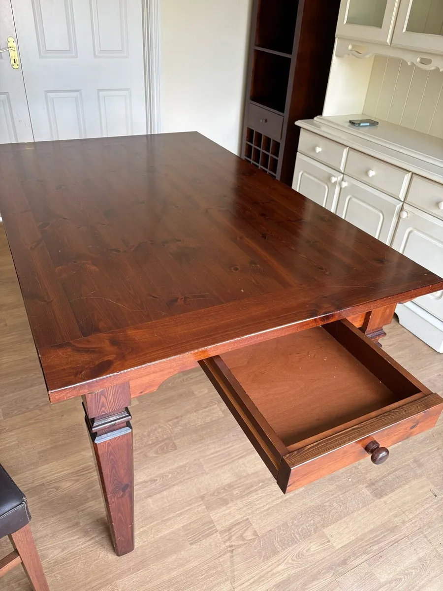 Dining room table - Image 2