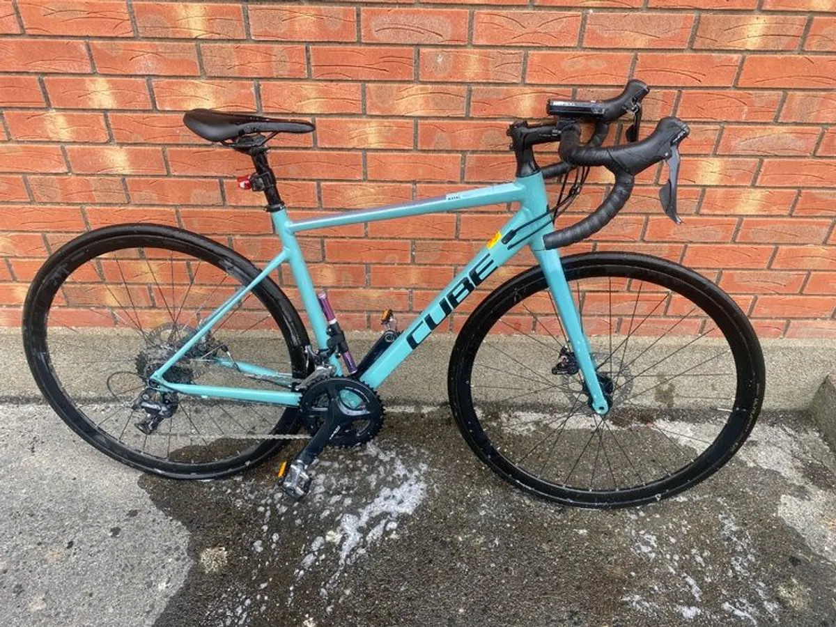 Cube Axial Pro Road Bike - Image 1