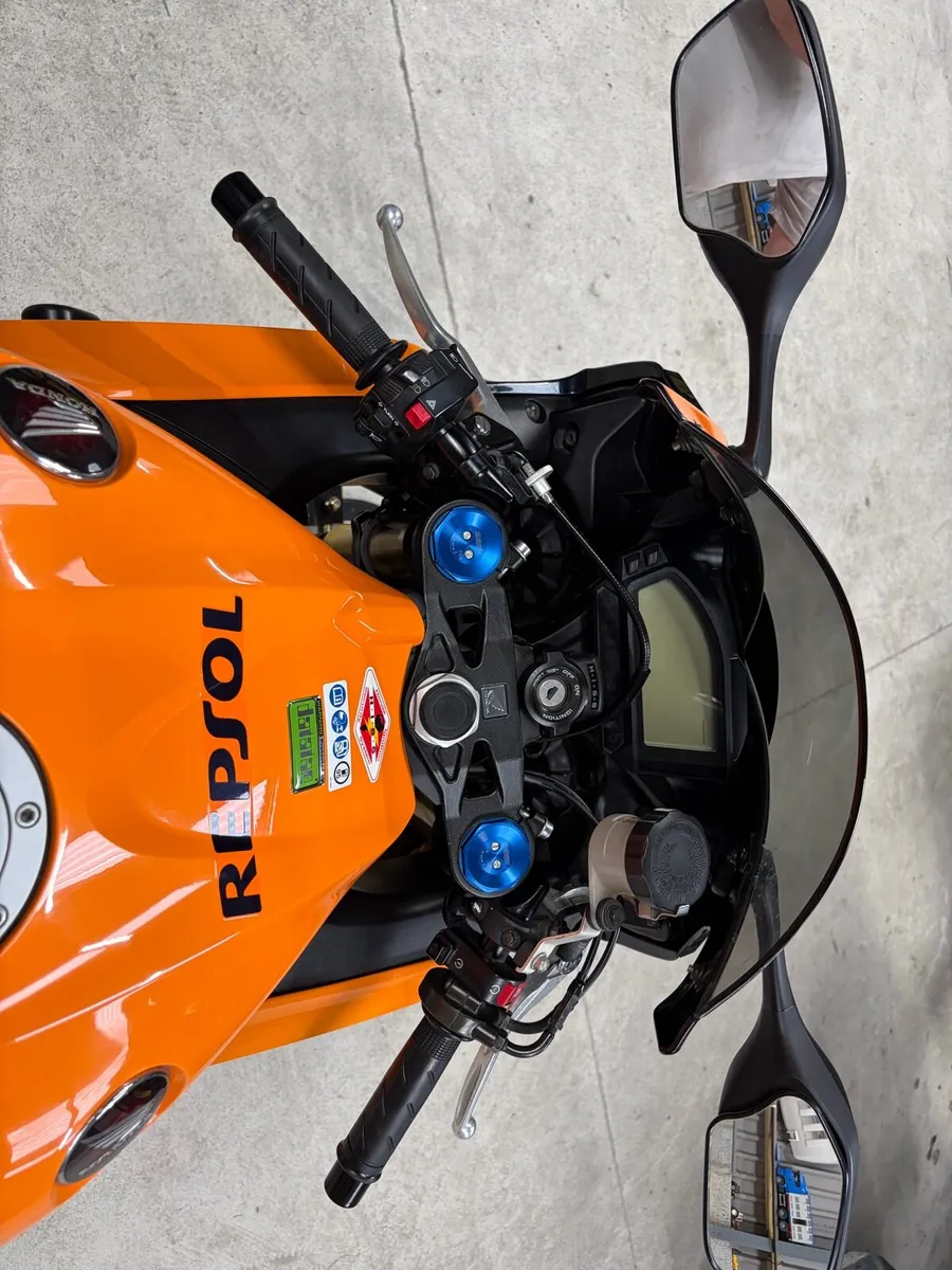 Repsol fireblade 1000RR - Image 2