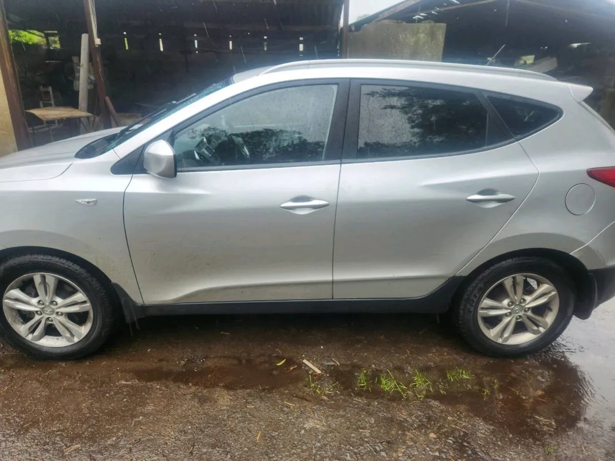 Hyundai ix35 for sale - Image 2
