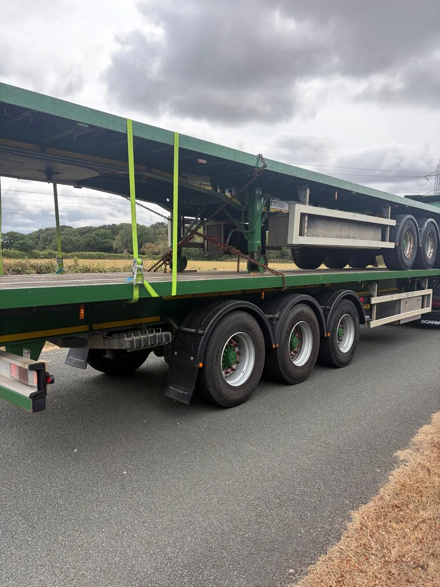 Montracon Flat trailers