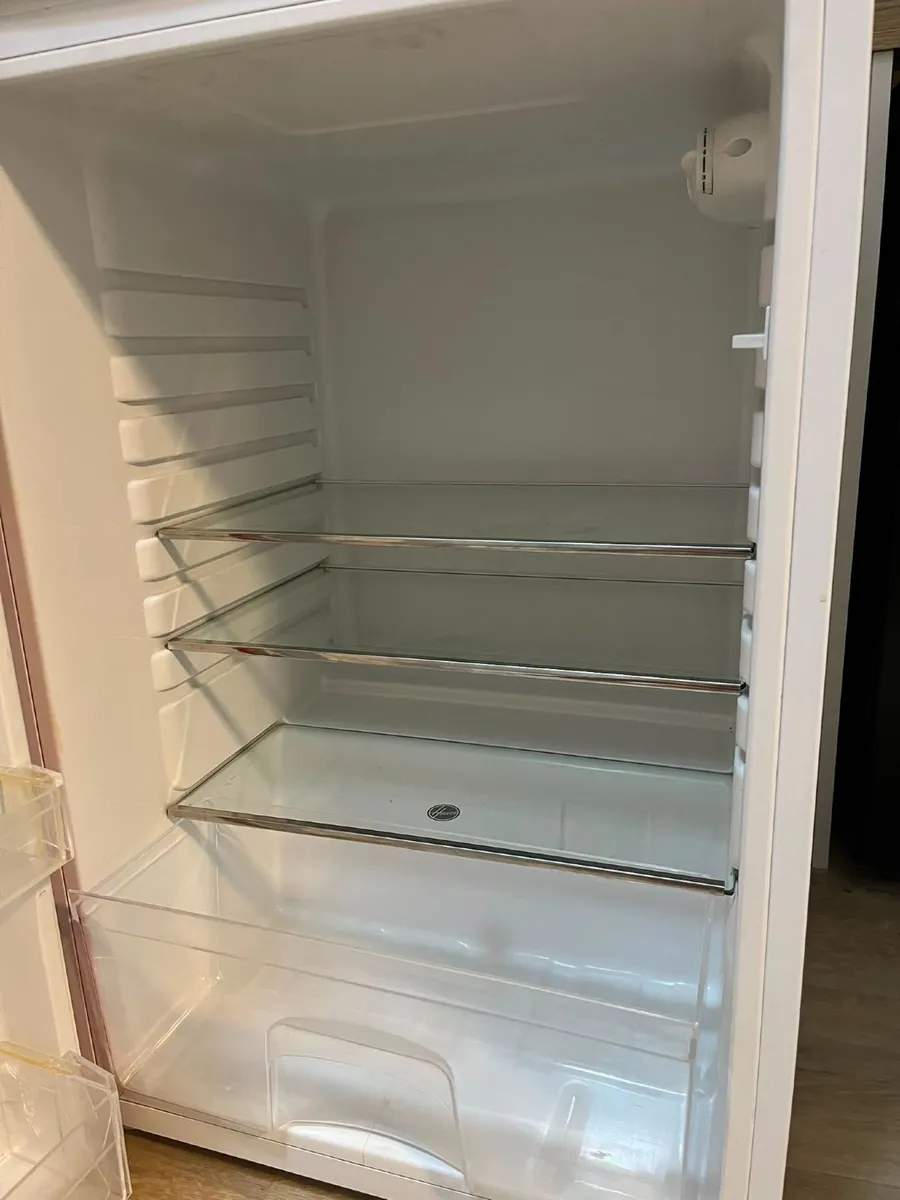 Fridge  - Hoover Under Counter  – 127L - Image 2