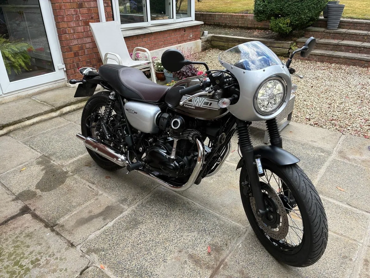 Kawasaki W800 Cafe - Image 3