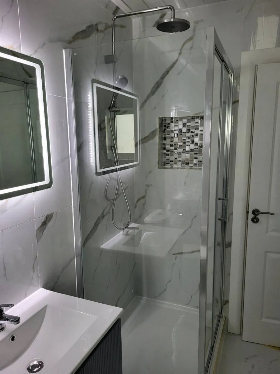 Tiler available - Image 1