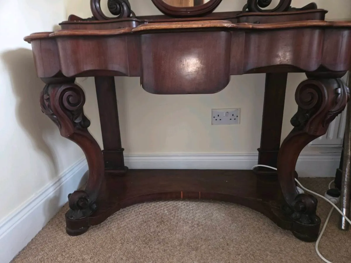 Walnut antique dresser - Image 2