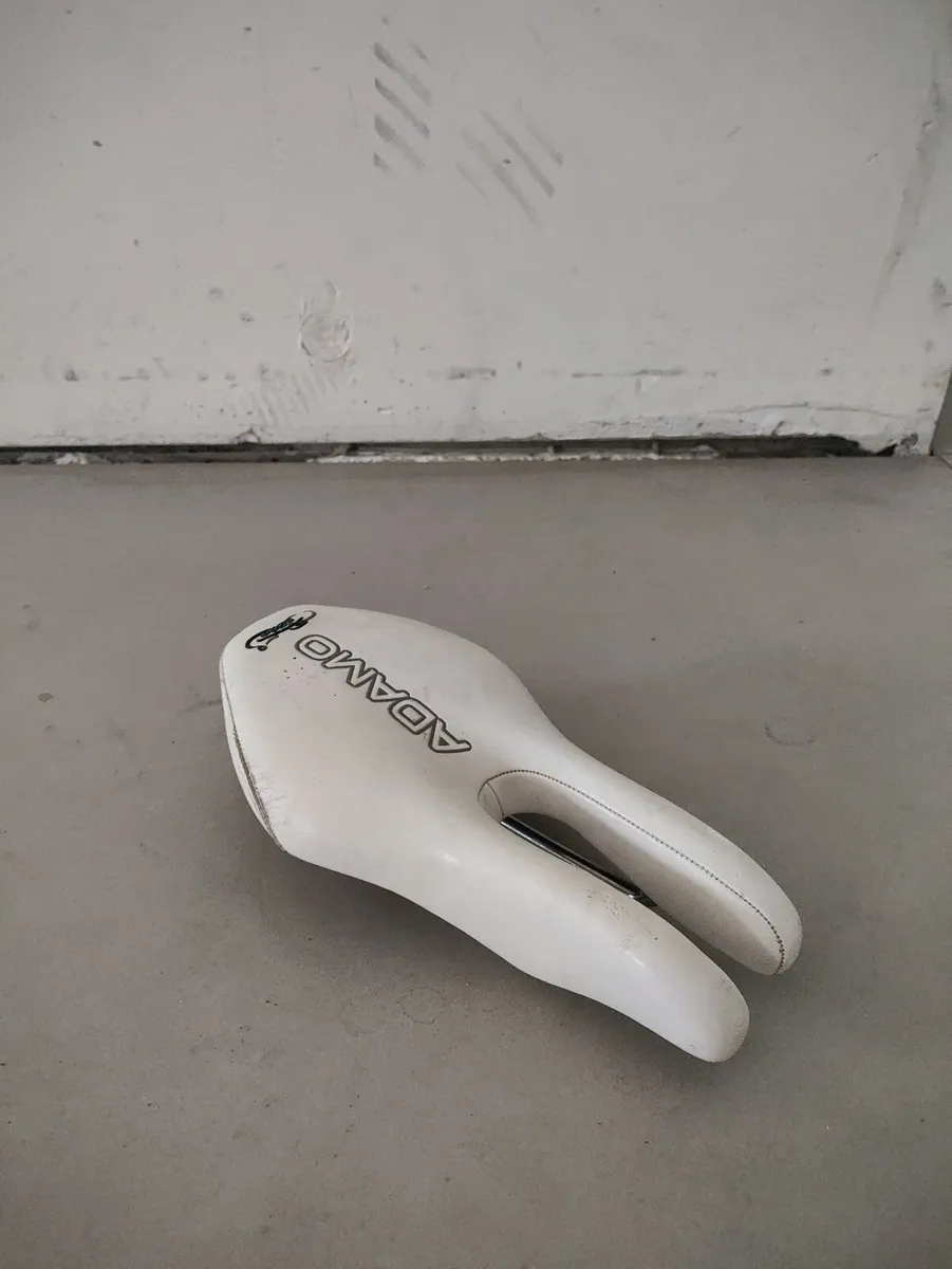 TT bike saddle - Image 1