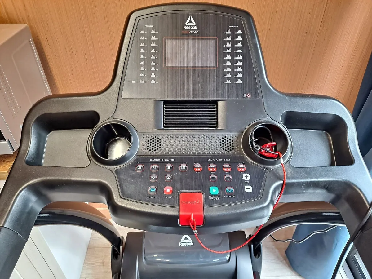 Reebok GT40 S Treadmill - Image 3