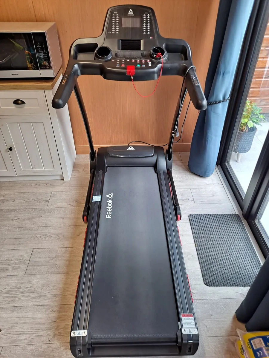 Reebok GT40 S Treadmill - Image 1