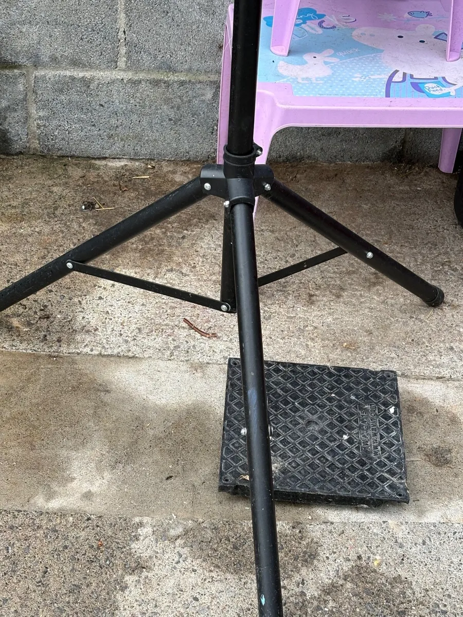 Dart board , Stand & Surround - Image 4