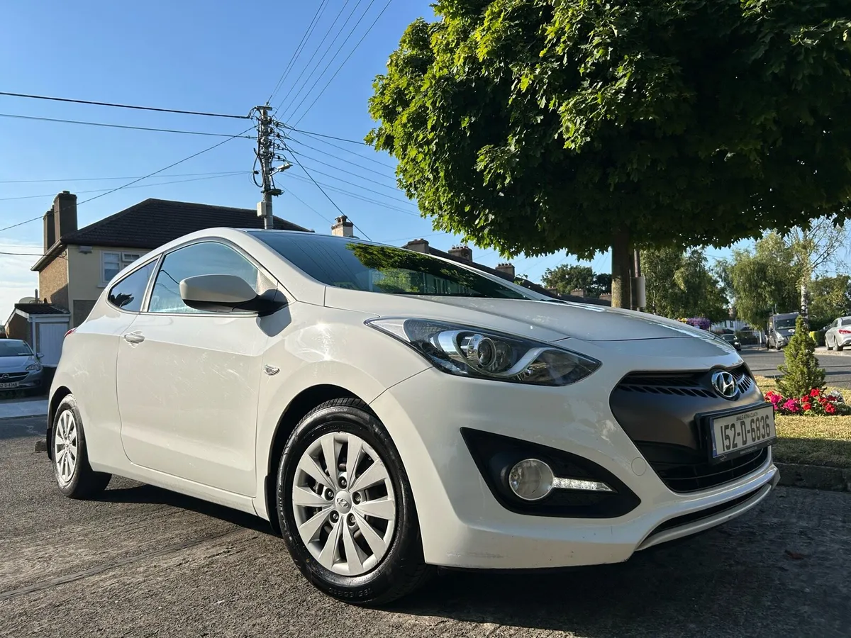 2015 Hyundai i30 CVRT 06-27 TAX 02-27 - Image 3