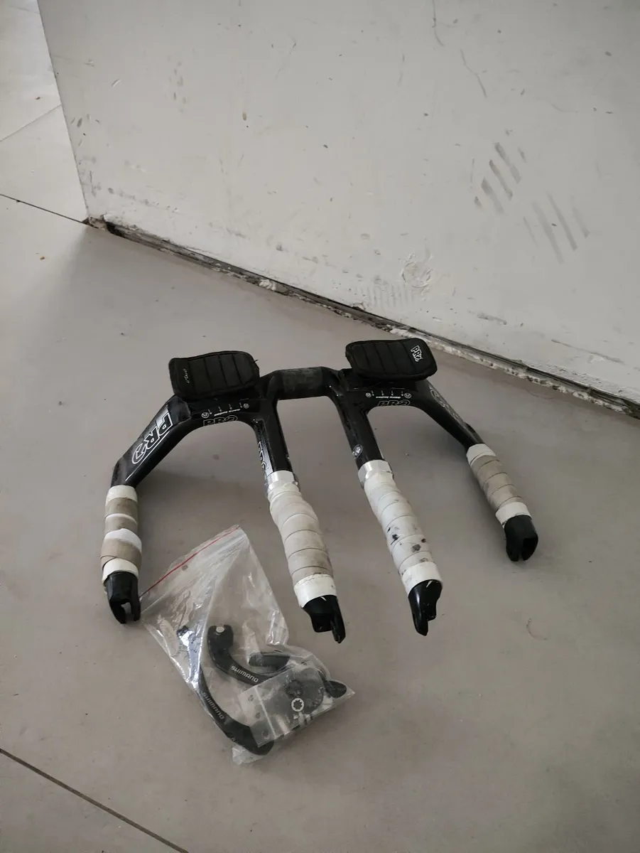 Carbon fibre TT/Triathlon handlebars - Image 1