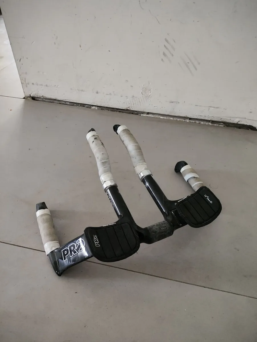 Carbon fibre TT/Triathlon handlebars - Image 3