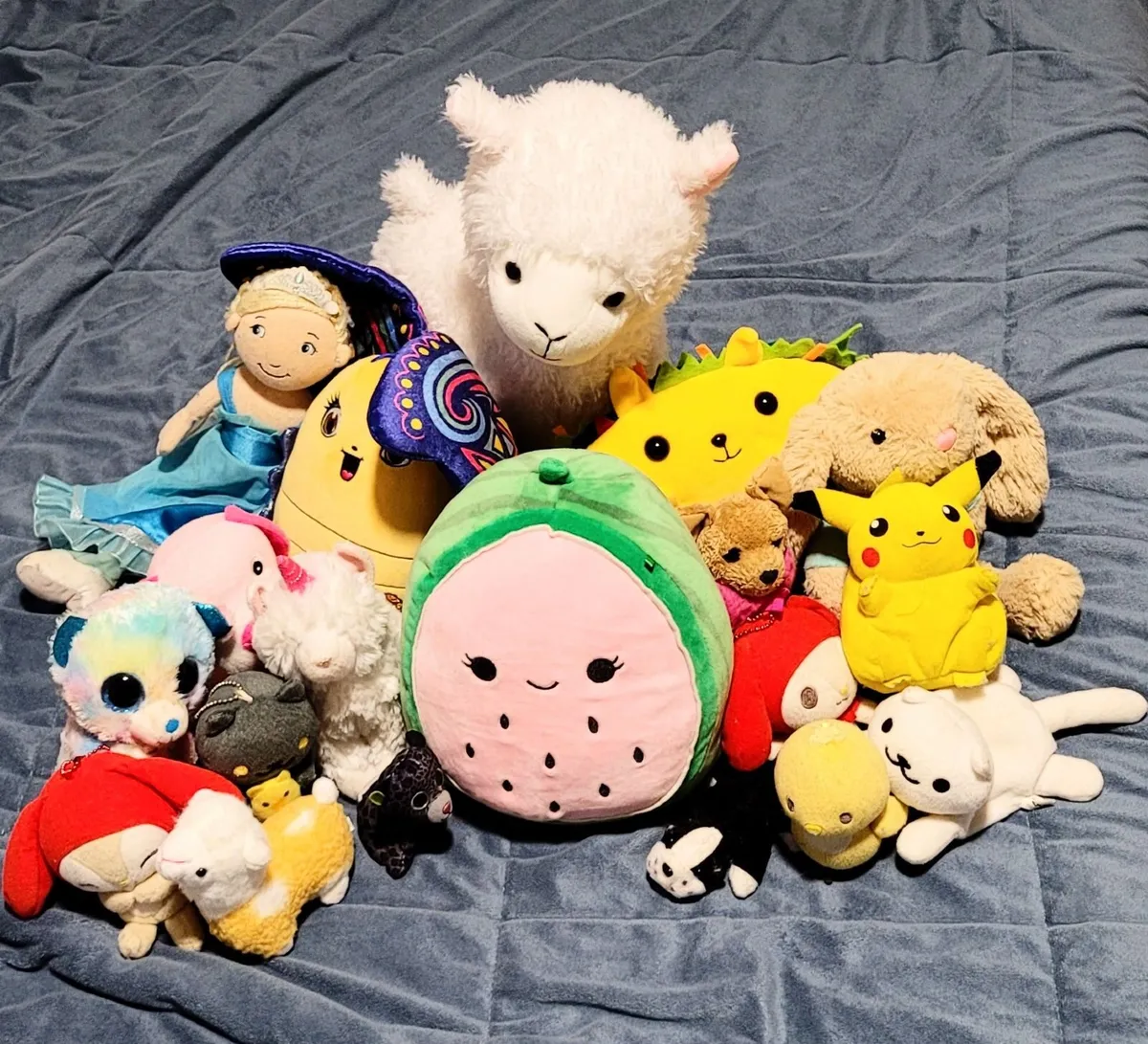 FREE: Assorted Plush Toy Gifts