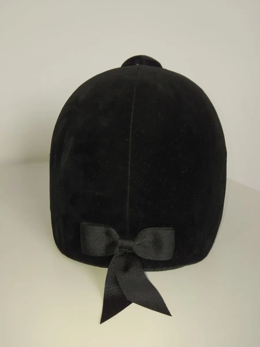 Horseriding helmet & boots - Image 2