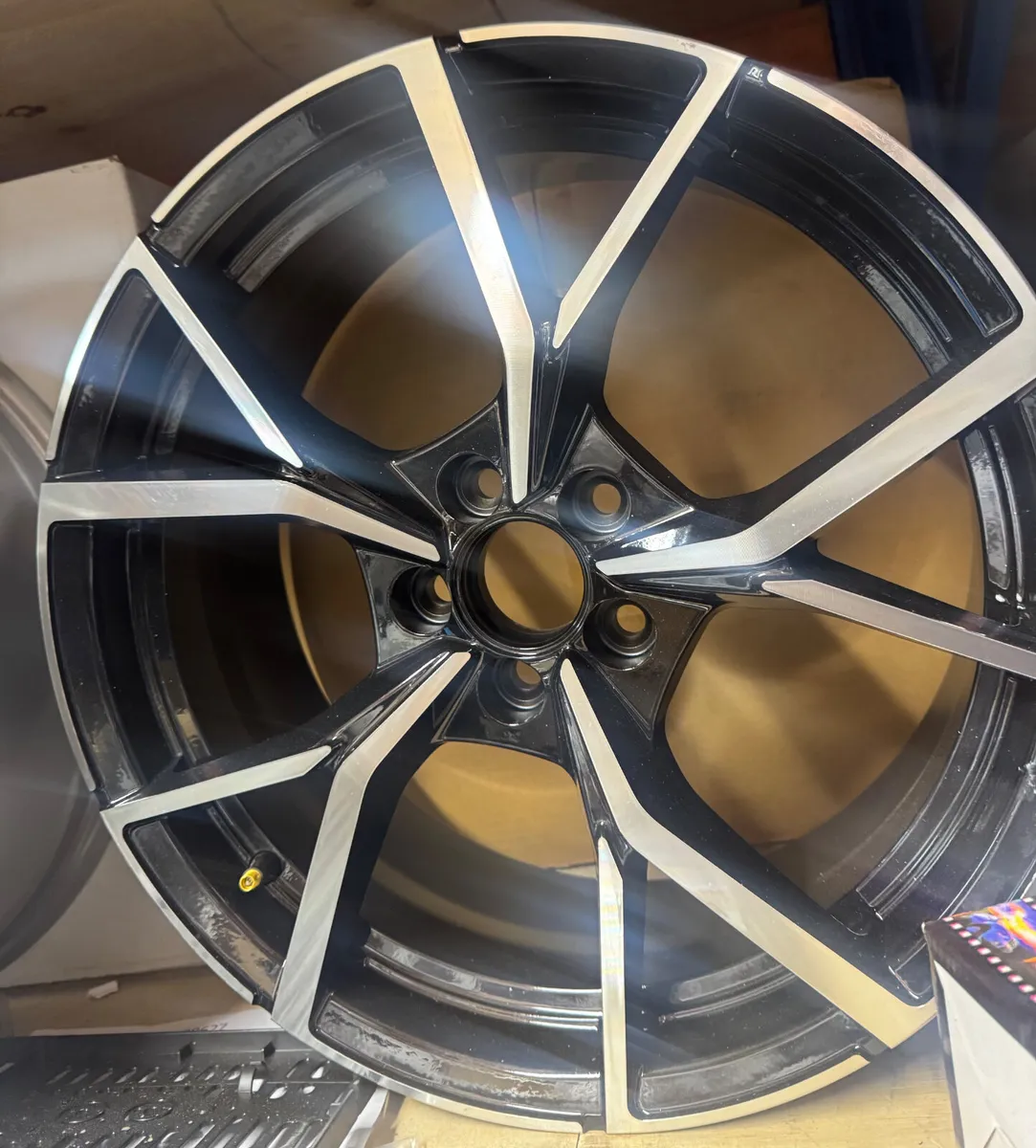 18” estrol 5x112 alloy and tyres