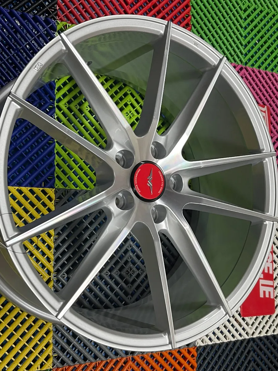 20” veemann vfs25 5x120 staggered f10 f30 - Image 1