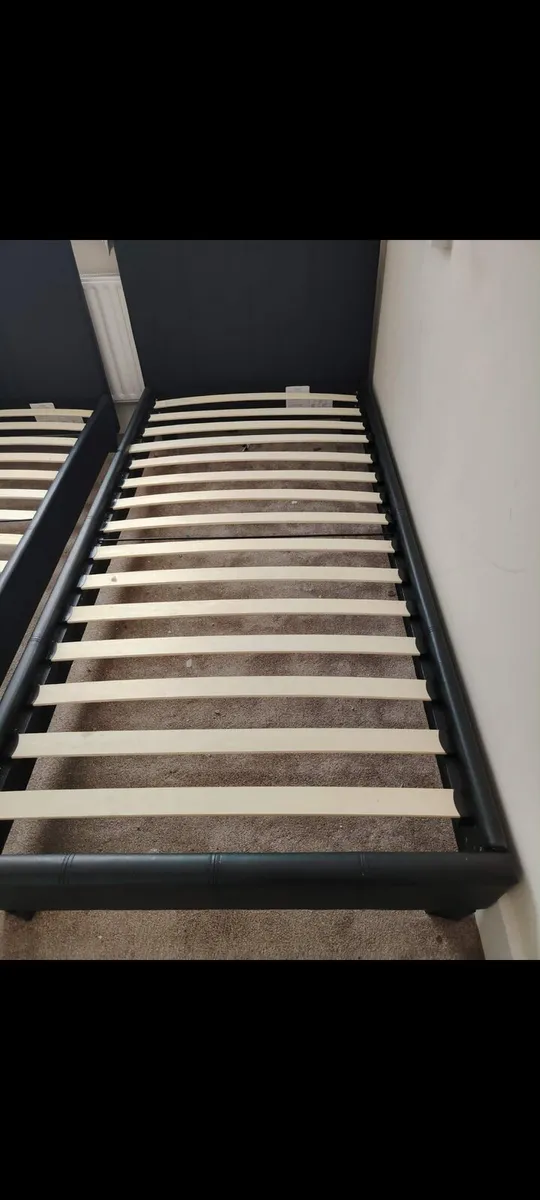 Beds - Image 3