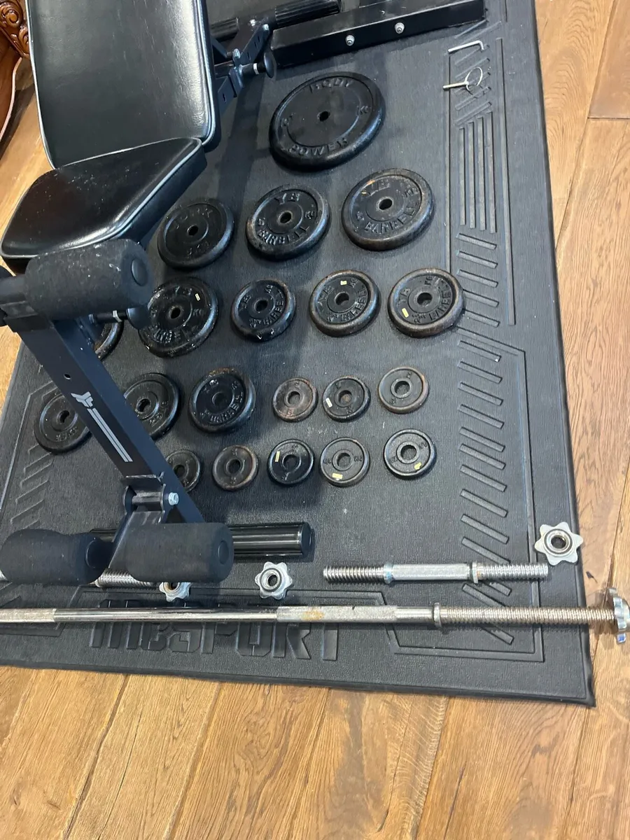 Rack bench barbell dumbbells and weights - Image 4