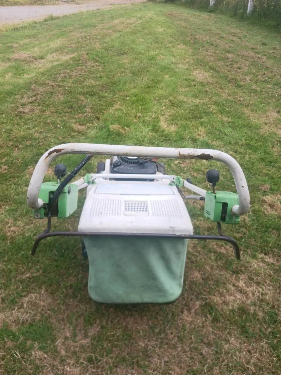 Lawnmower - Image 4