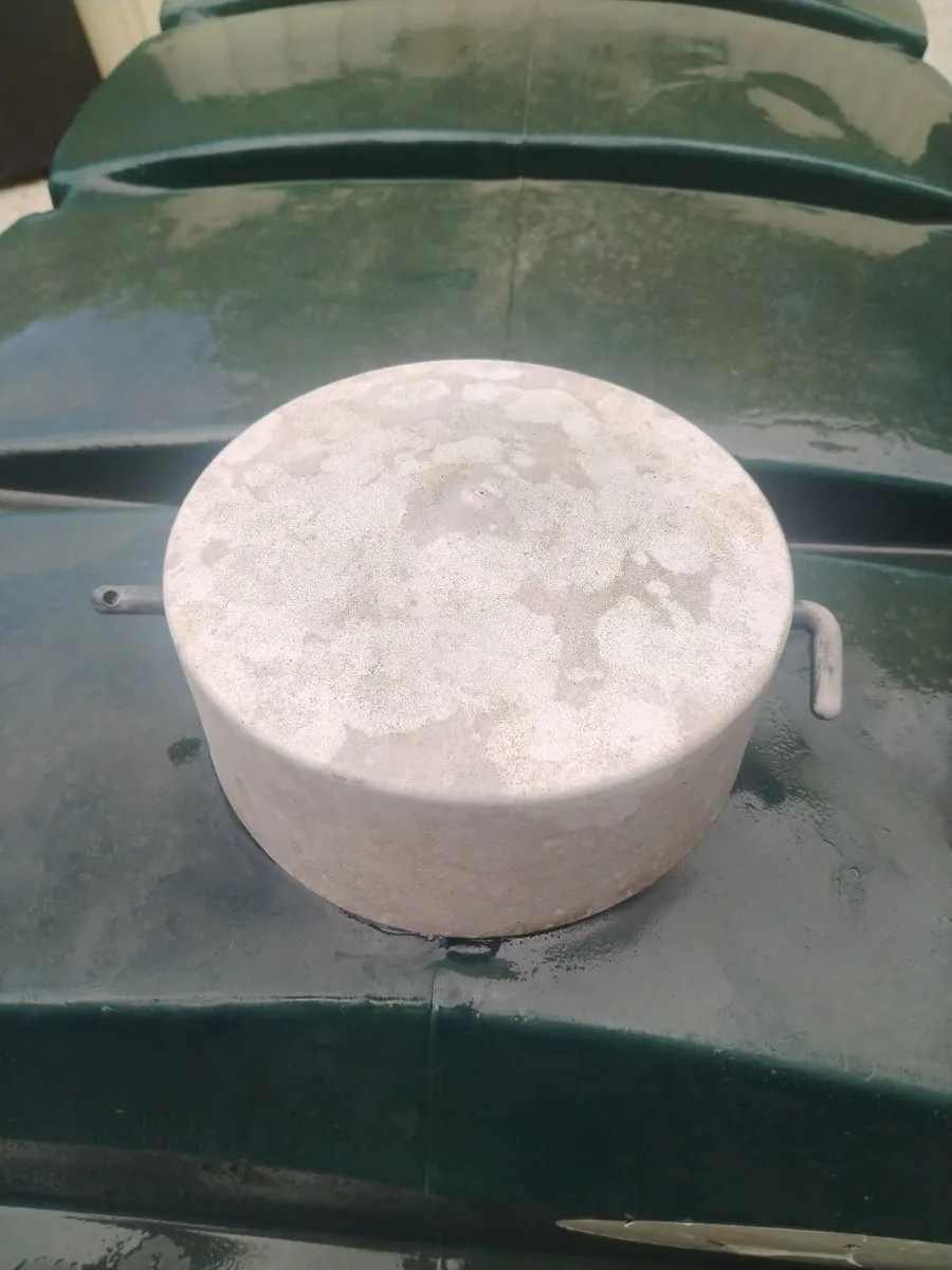 Oil tank - Image 2
