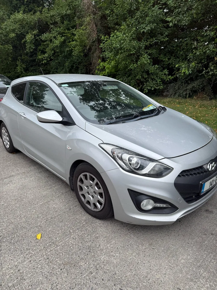 Hyundai i30 - Image 2