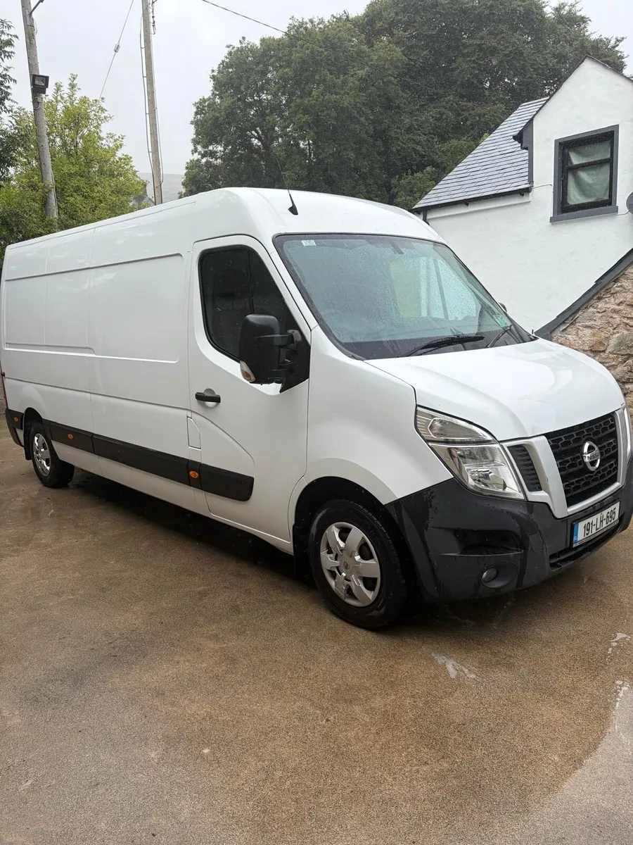 Nissan NV400 - Image 2