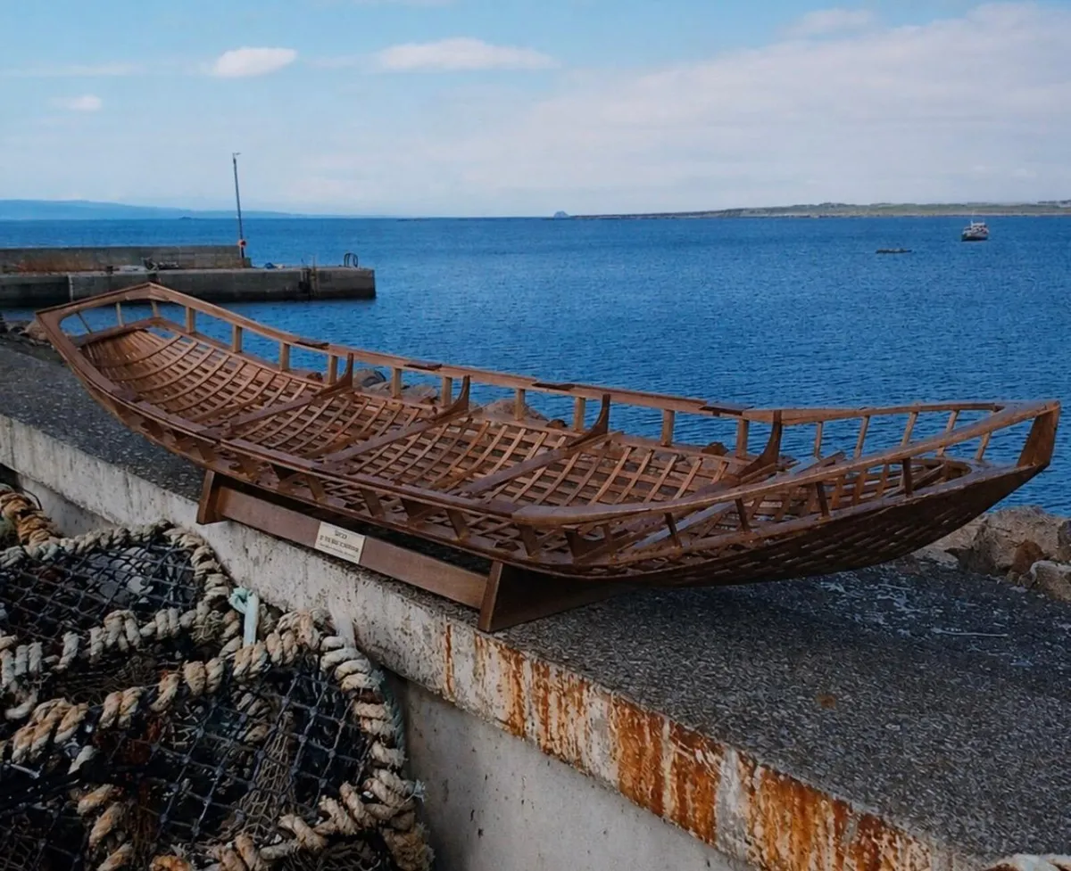 Model Naomhóg (Currach) - Image 1