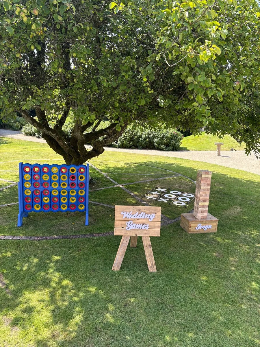 Giant Games - Image 1