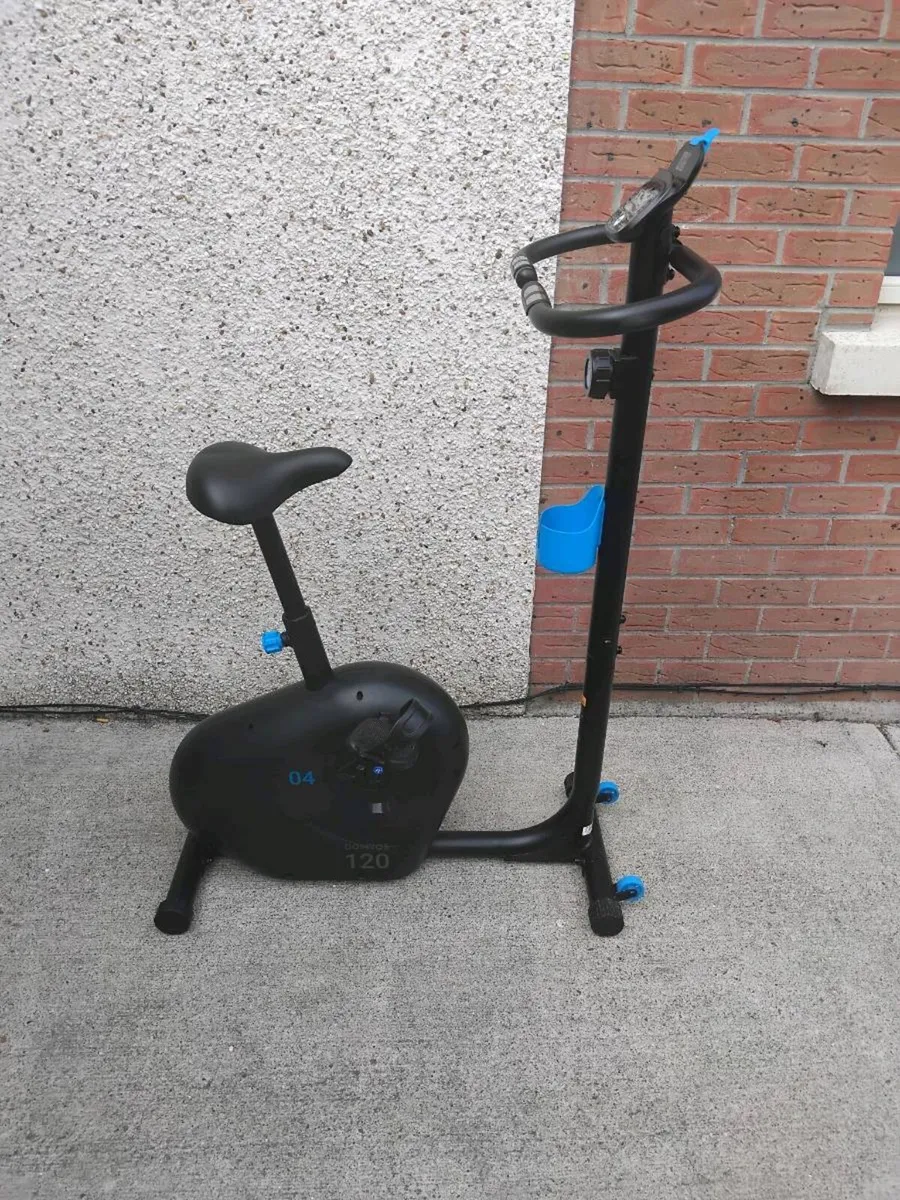 Excerise bike - Image 1