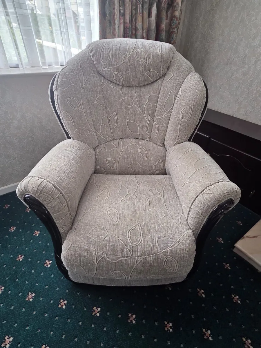 3 Piece Suite - Image 2