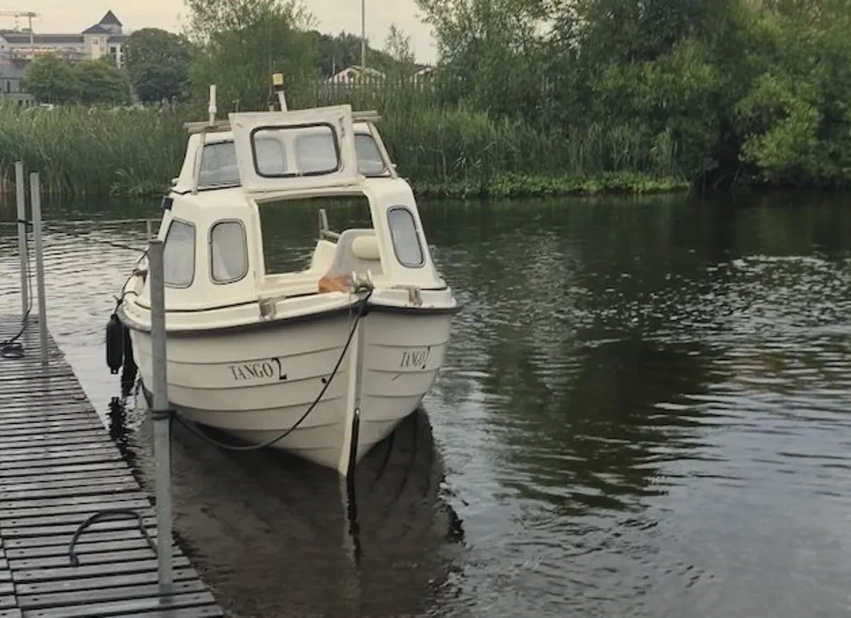 Orkney Fastliner 19 – Yamaha 40HP & Aux Yamaha 5hp - Image 3
