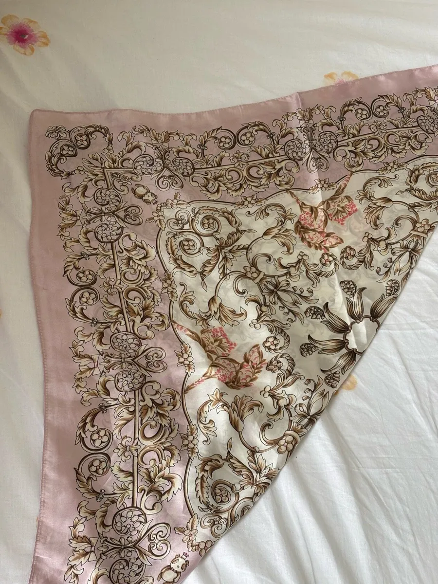 Satin scarves - Image 3