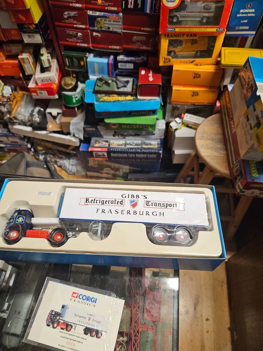 Corgi Atkinson Tractor Unit and Trailer 1.50 - Image 4