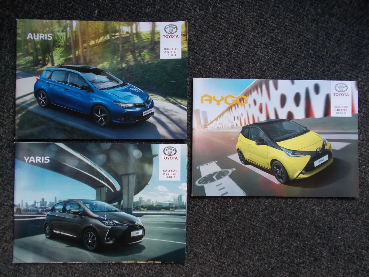 Lot of Car Brochures, Books & Price Lists - Image 3