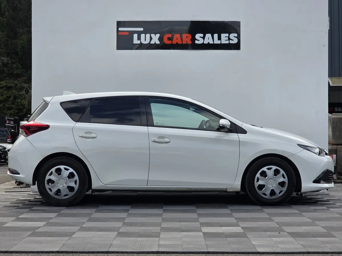 2018 Toyota Auris 1.4 D4-D TERRA // NEW D.O.E - Image 2
