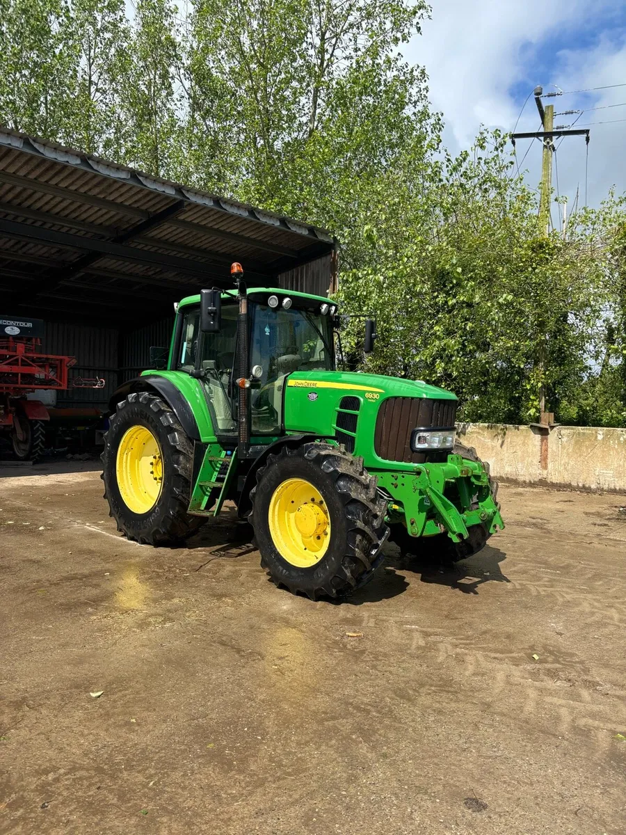 John Deere 6930 - Image 1