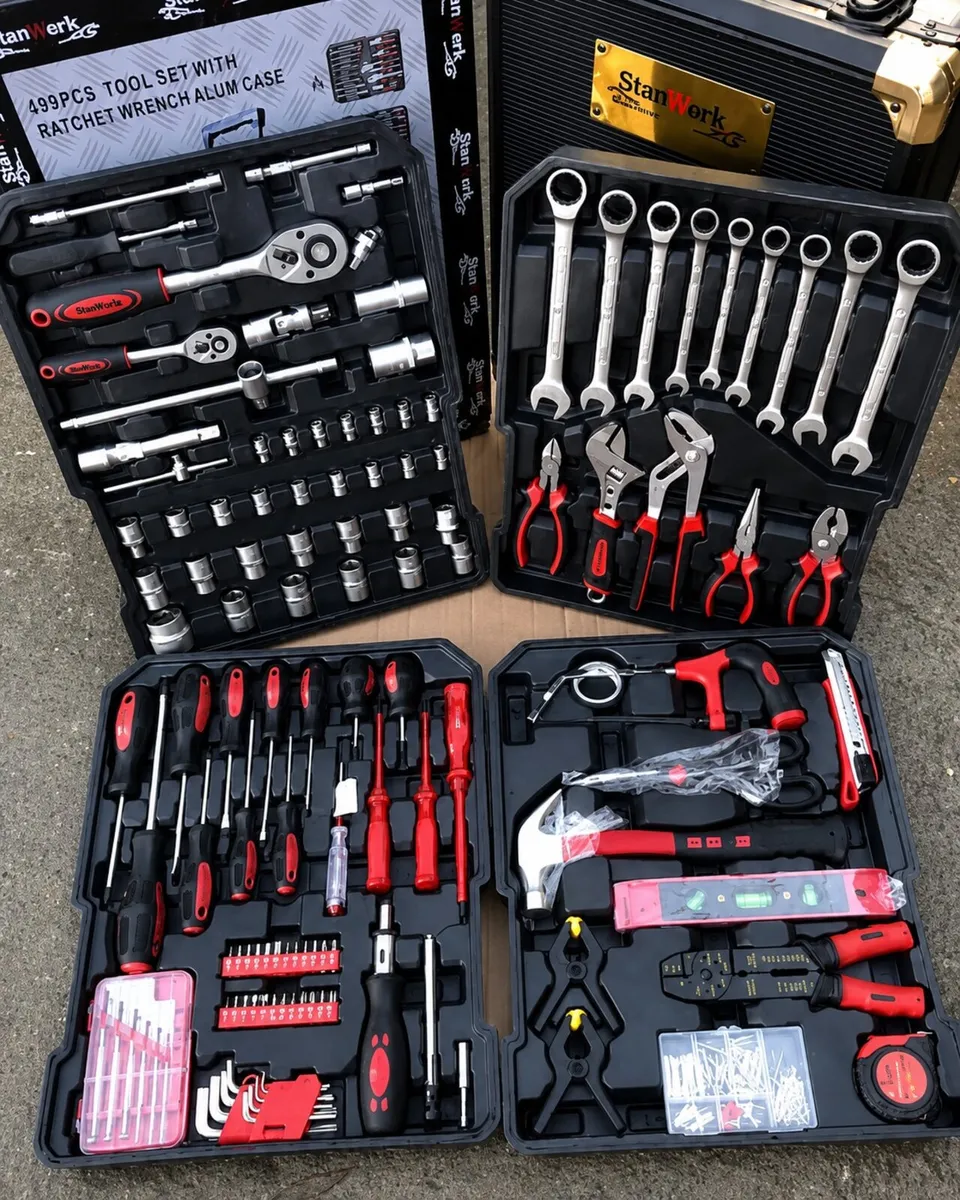 Toolbox full of tools - Image 2