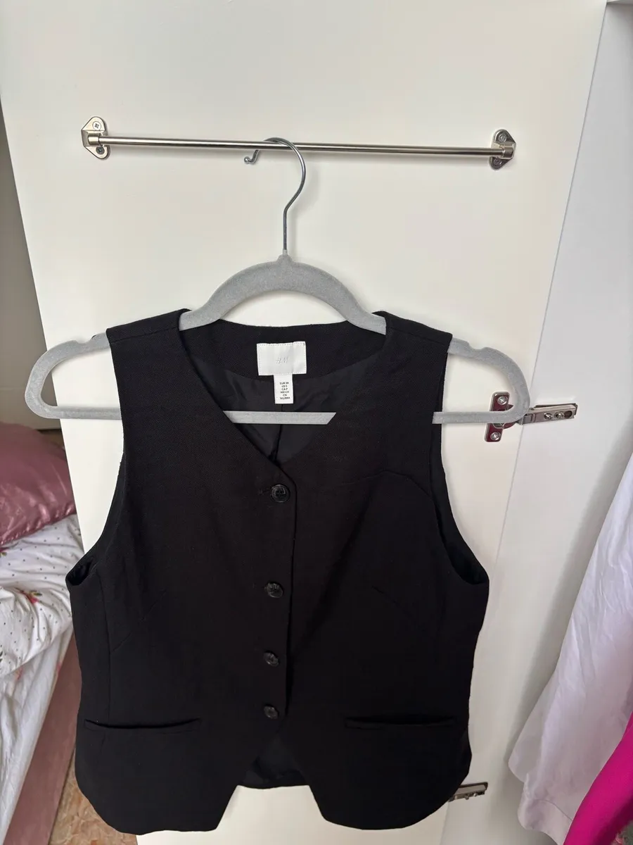 H&M black fitted long waistcoat - Image 1